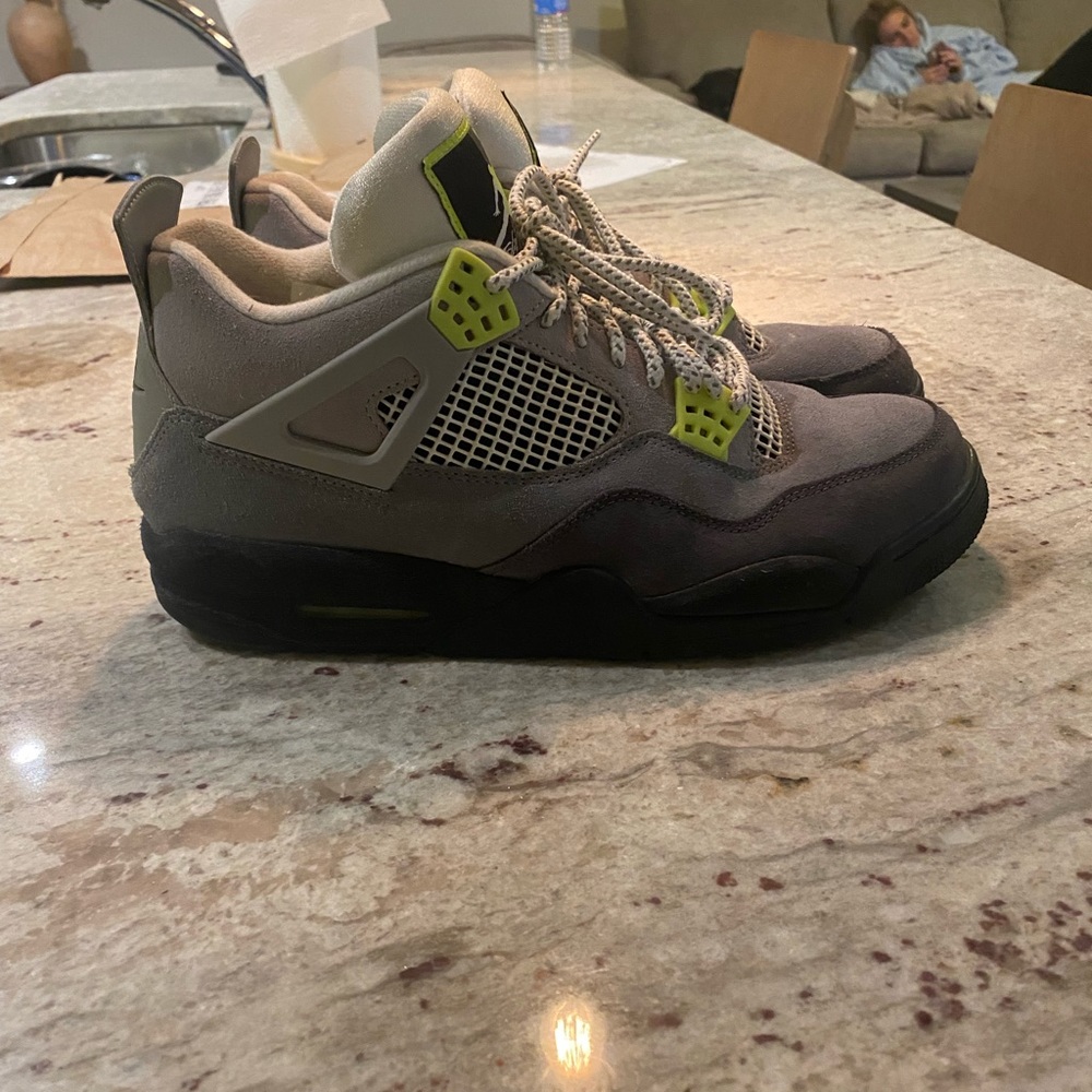 Nike Jordan 4 Retro SE 95 Neon
